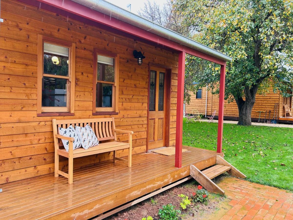Willunga Gallery Cabins Luaran gambar